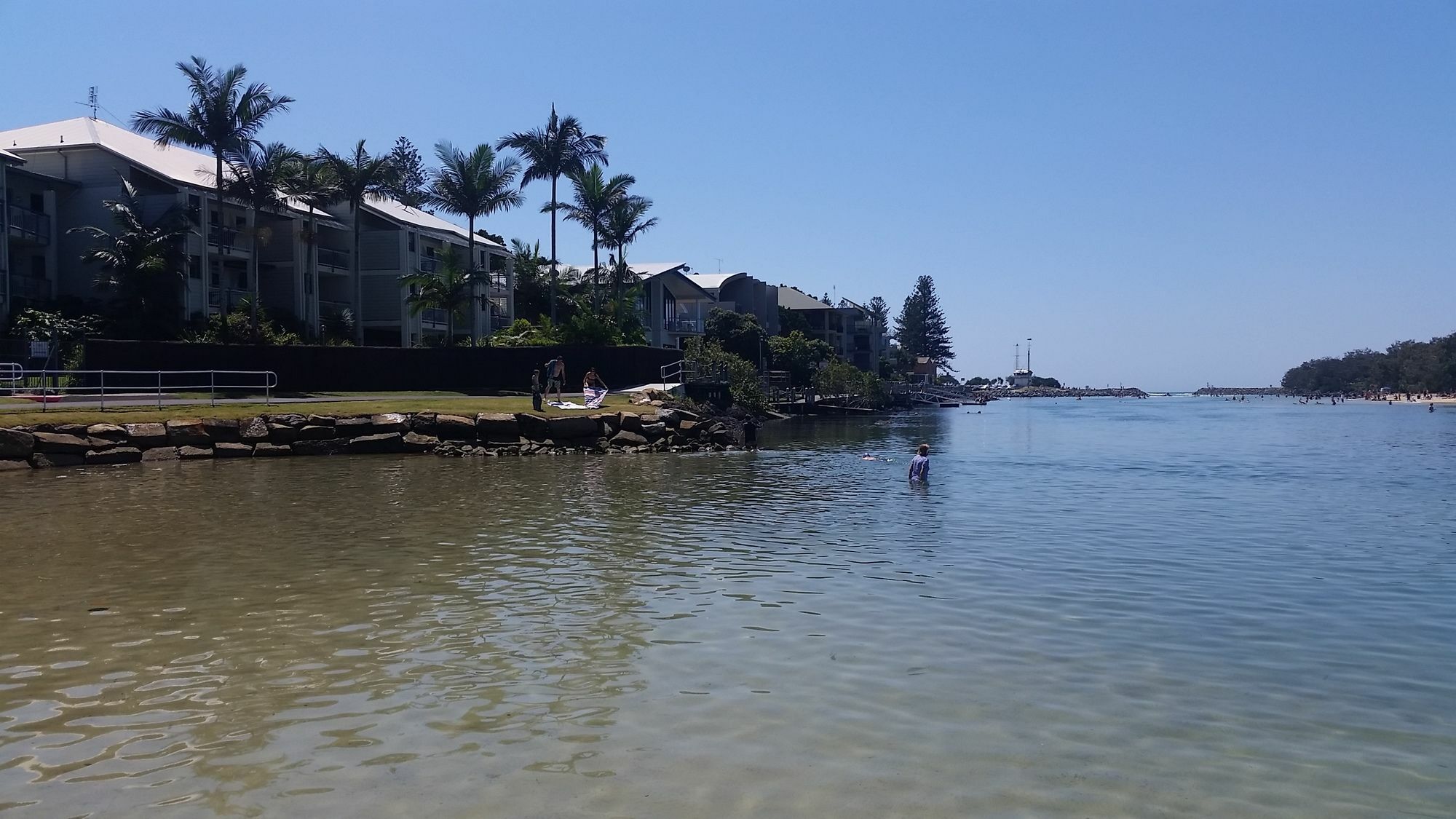 Sunrise Cove Holiday Apartments By Kingscliff Accommodation Buitenkant foto